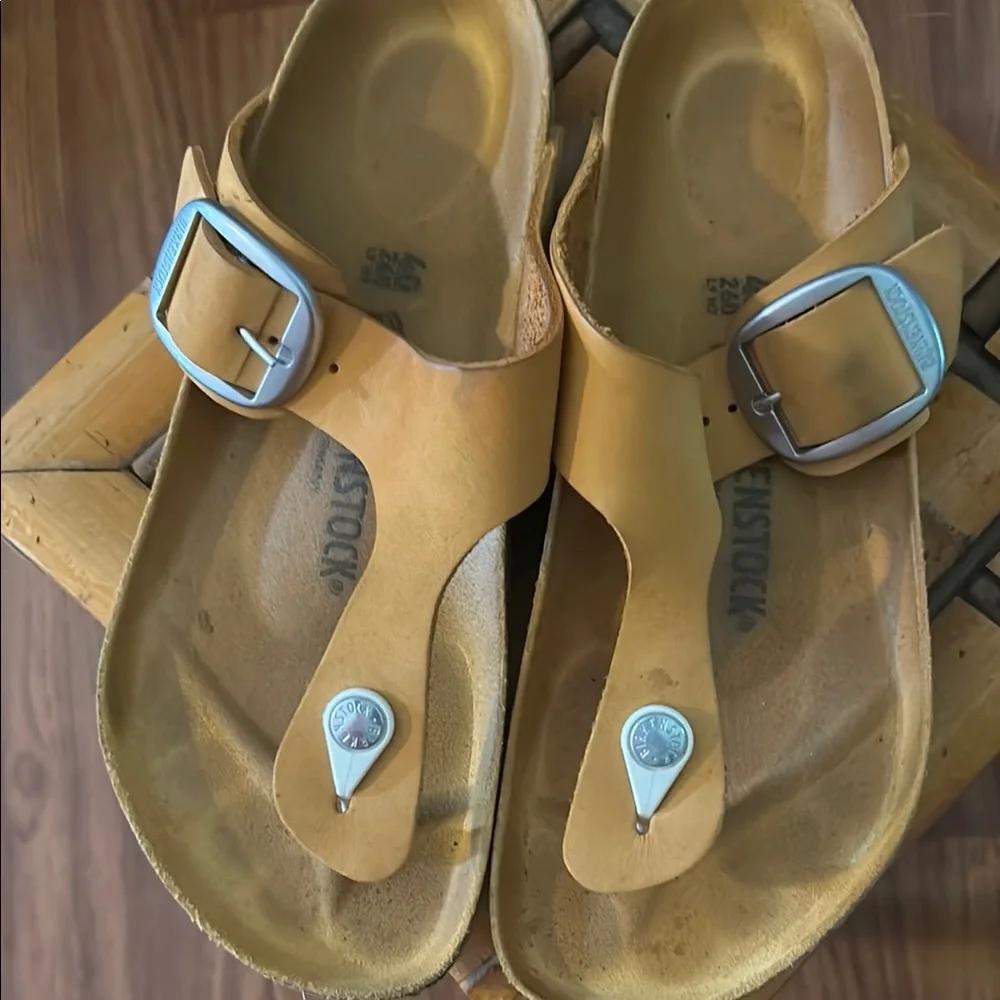 Birkenstock Women's Mustard Gizeh Thong Sandals